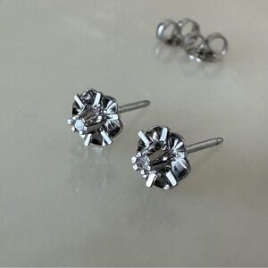Solid 14k White Gold Vintage Stud Earrings w/ Accent Diamond